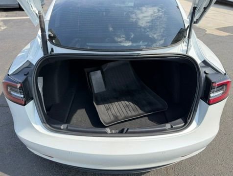 Used 2022 Tesla Model 3 image 14