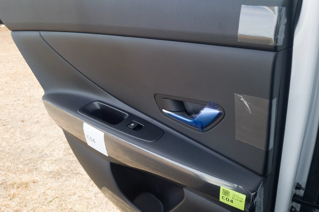 New 2026 Hyundai Elantra SEL Sport FWD image 17