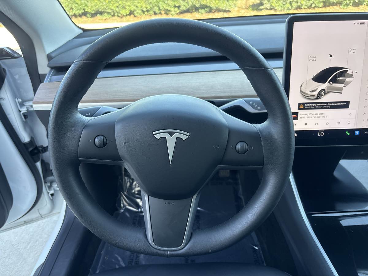 Used 2020 Tesla Model 3 Long Range image 23