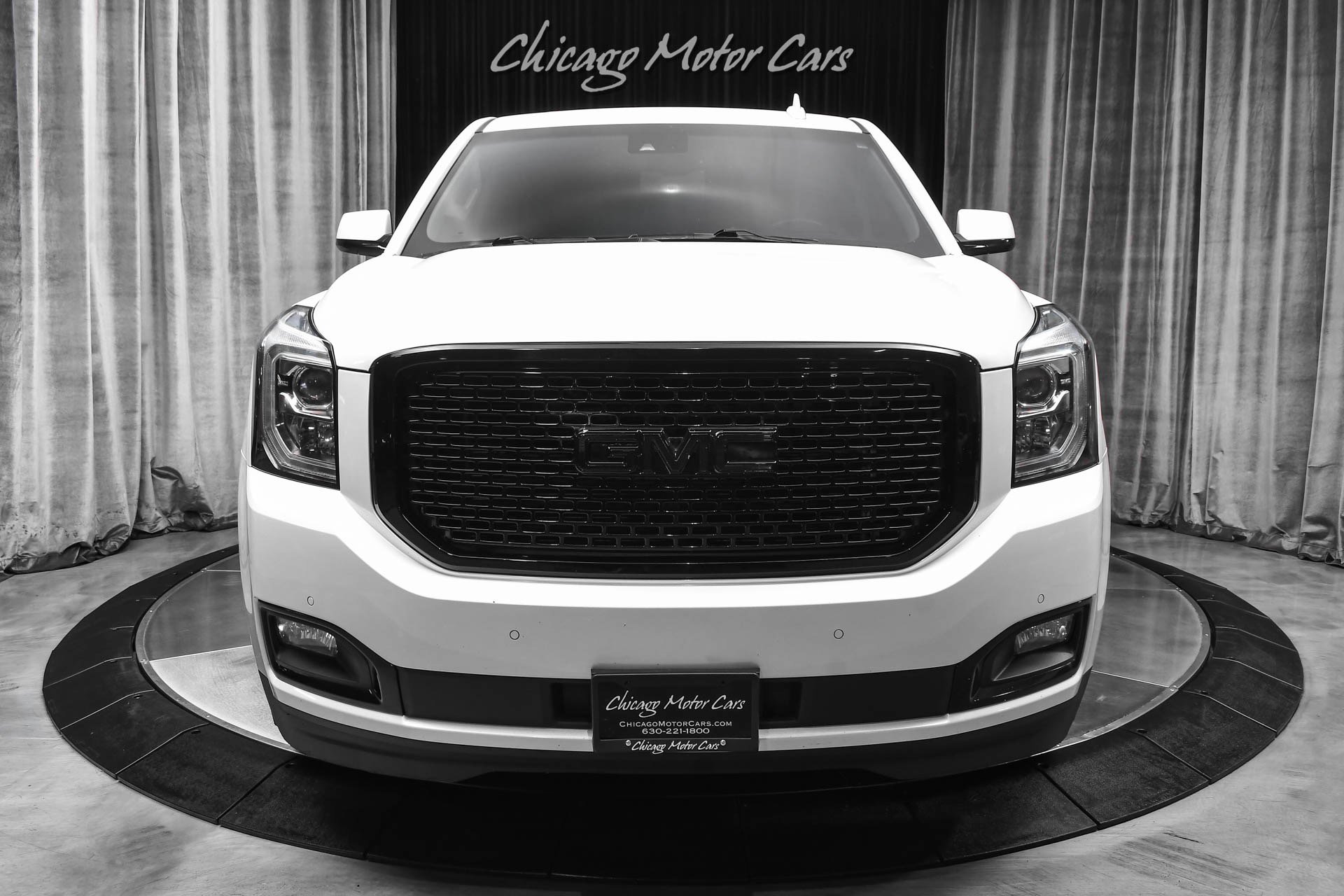 Used 2017 GMC Yukon Denali w/ Open Road Package AWD/4WD image 7