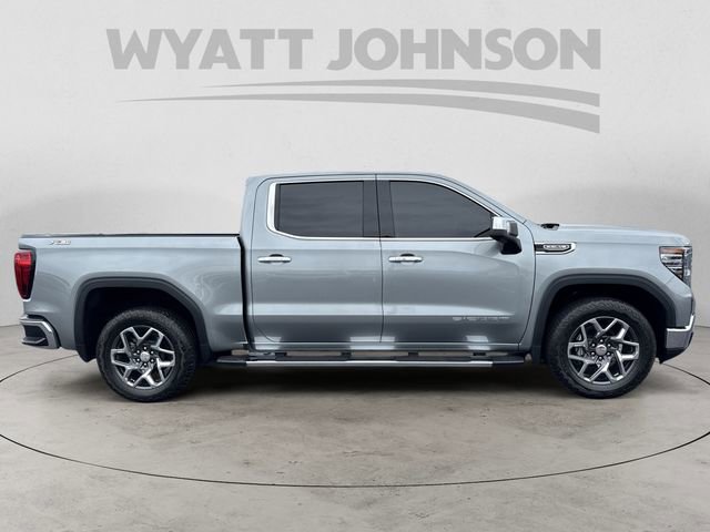 Used 2024 GMC Sierra 1500 SLT w/ SLT Premium Package AWD/4WD image 6