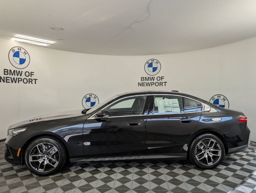New 2027 BMW 530i xDrive w/ Premium Package AWD/4WD image 9