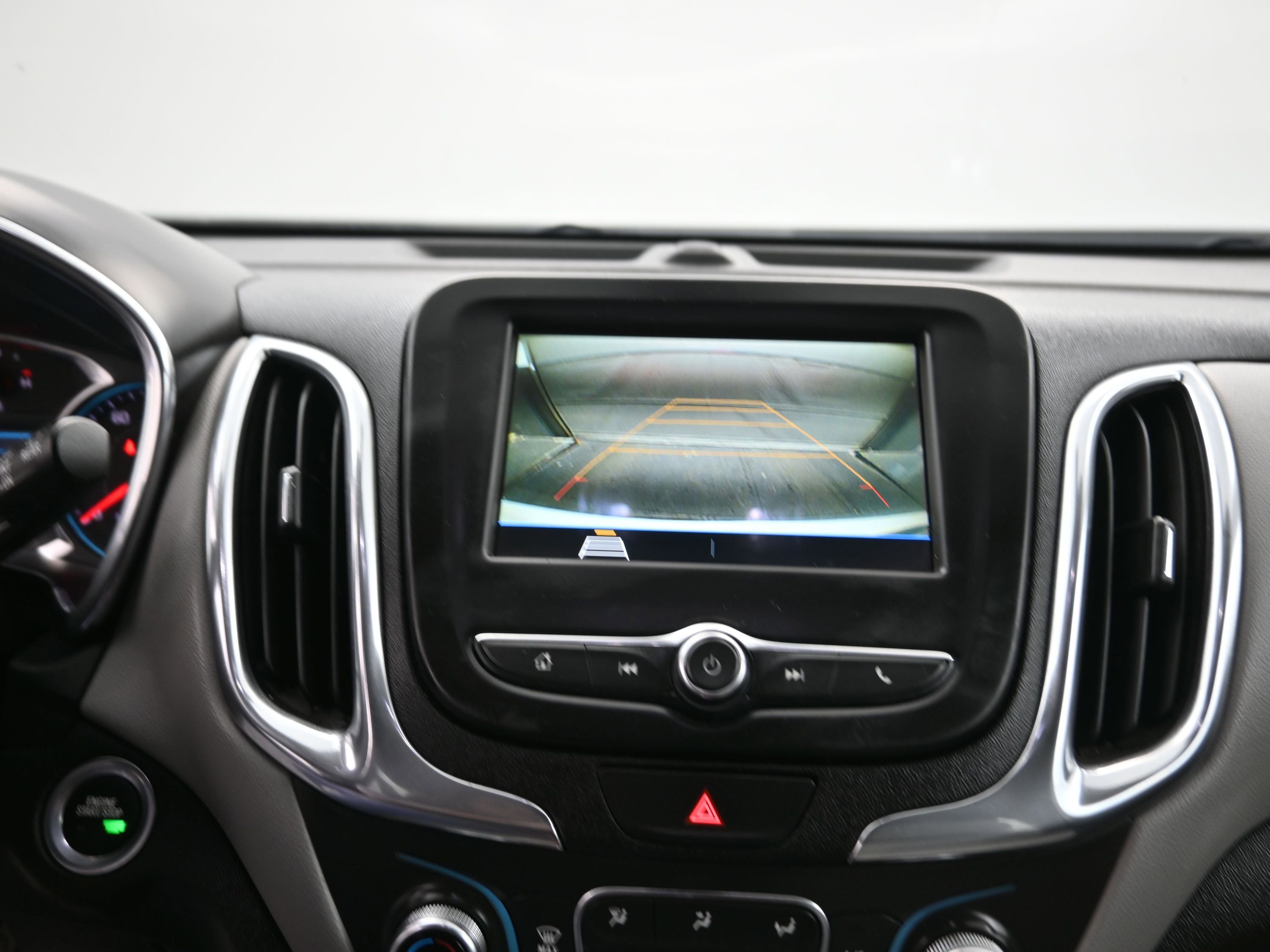 Used 2019 Chevrolet Equinox LT image 13