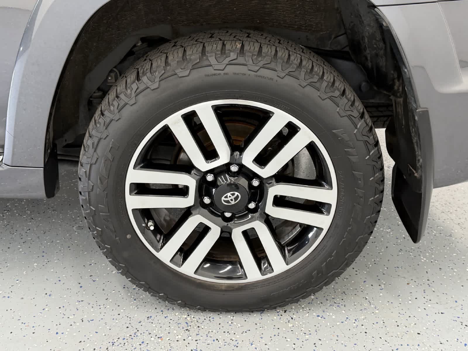 Used 2019 Toyota 4Runner Limited AWD/4WD image 25