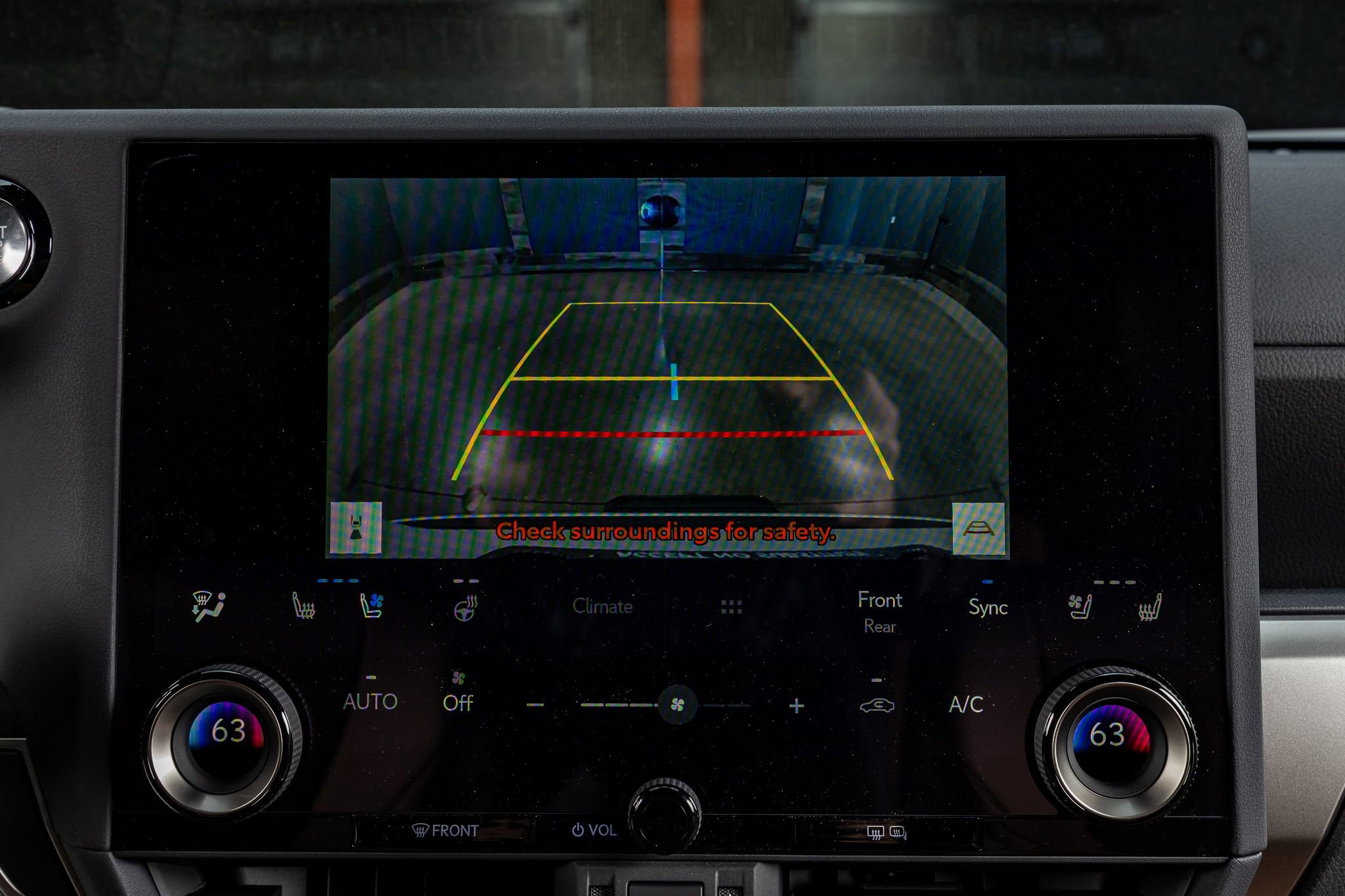 Used 2025 Lexus GX 550 w/ Accessory Package (2T) image 26