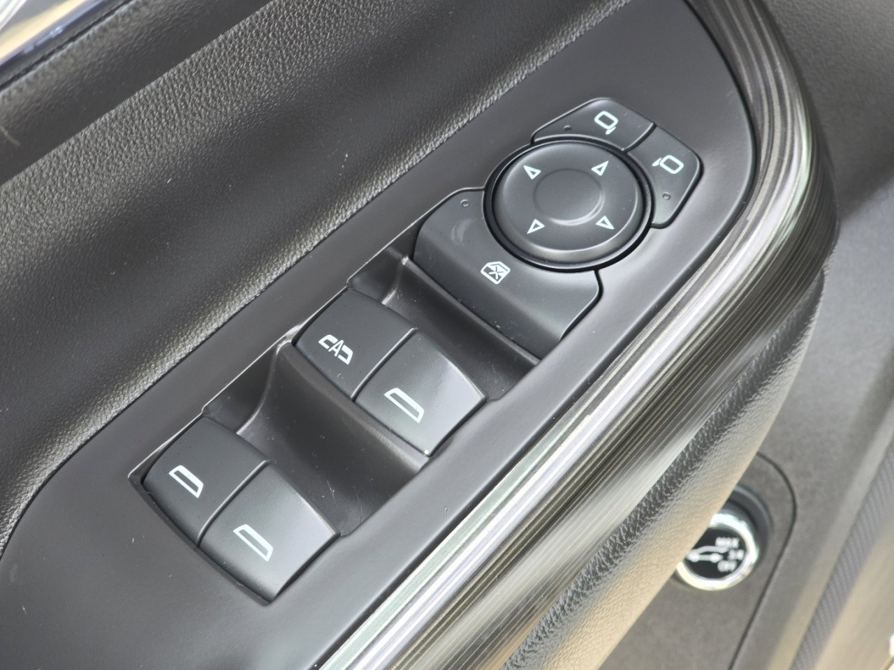 Used 2019 GMC Acadia SLT w/ LPO, Floor Liner Package image 29