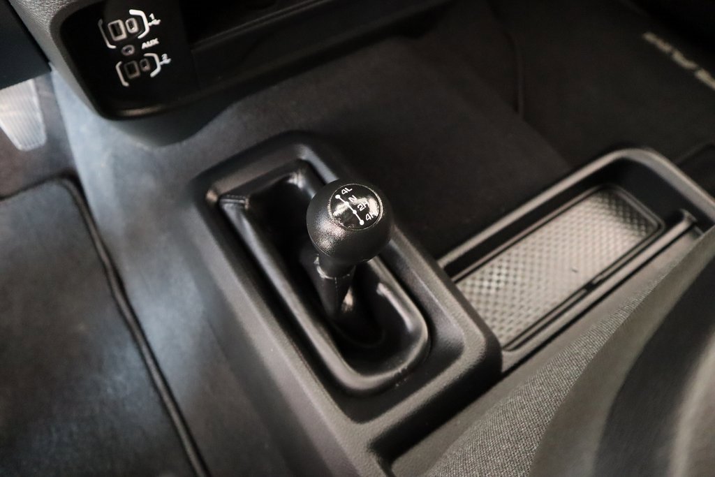 Used 2024 RAM 2500 Tradesman w/ Chrome Appearance Group image 7