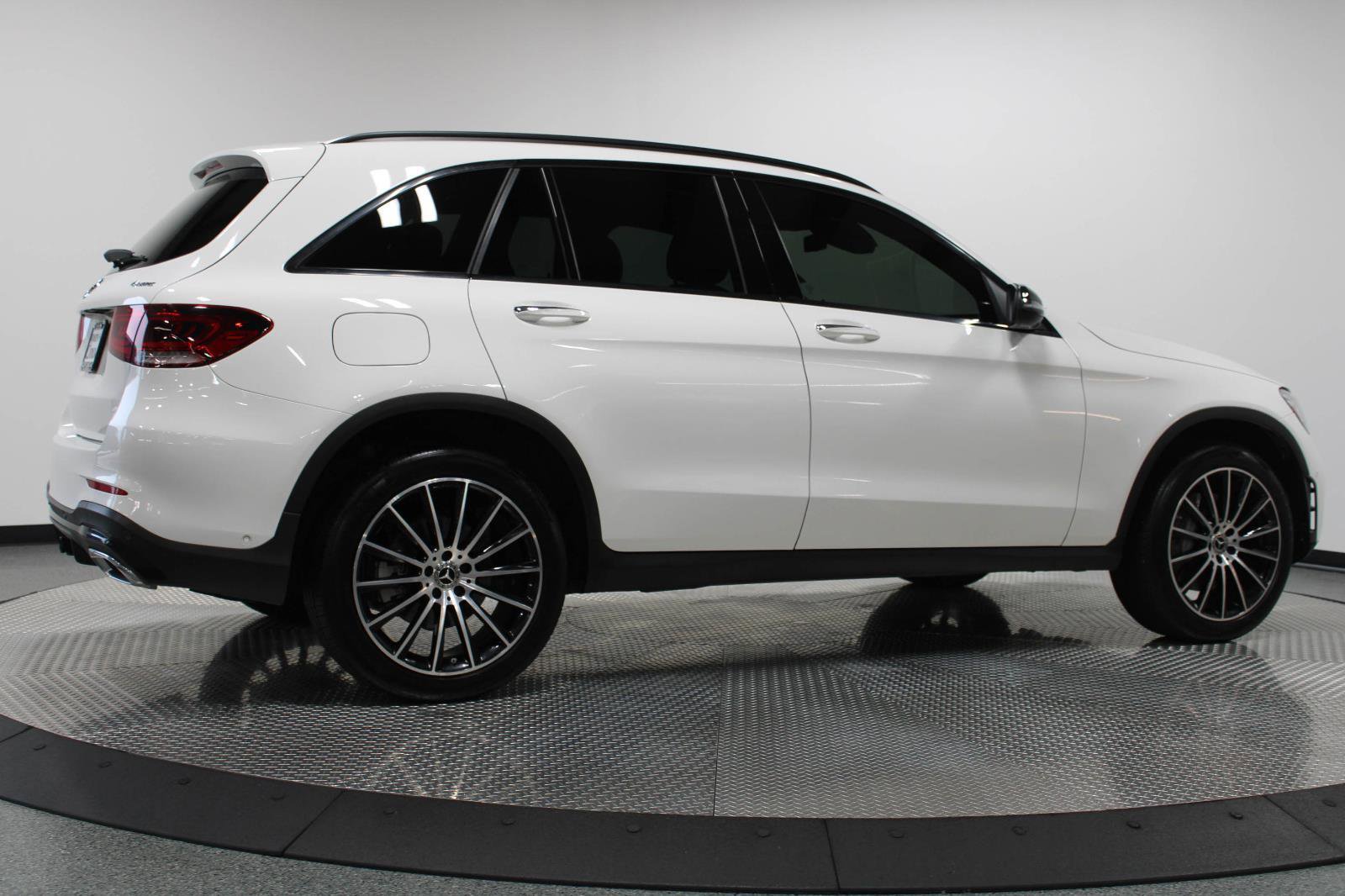 Used 2022 Mercedes-Benz GLC 300 4MATIC image 14