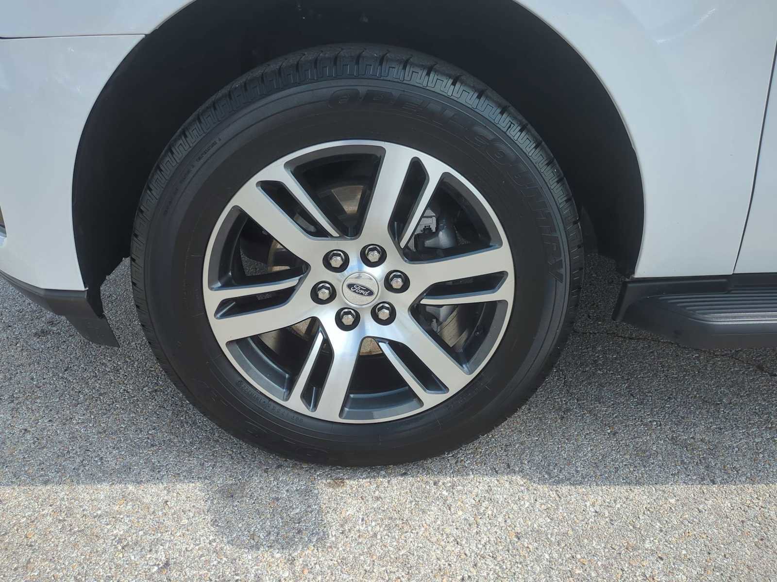 Used 2024 Ford Expedition XLT RWD image 33