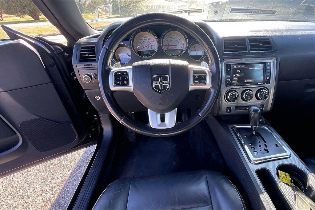 Used 2013 Dodge Challenger R/T image 5