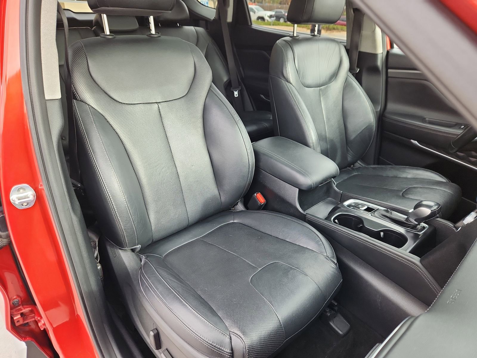 Used 2020 Hyundai Santa Fe SEL image 13