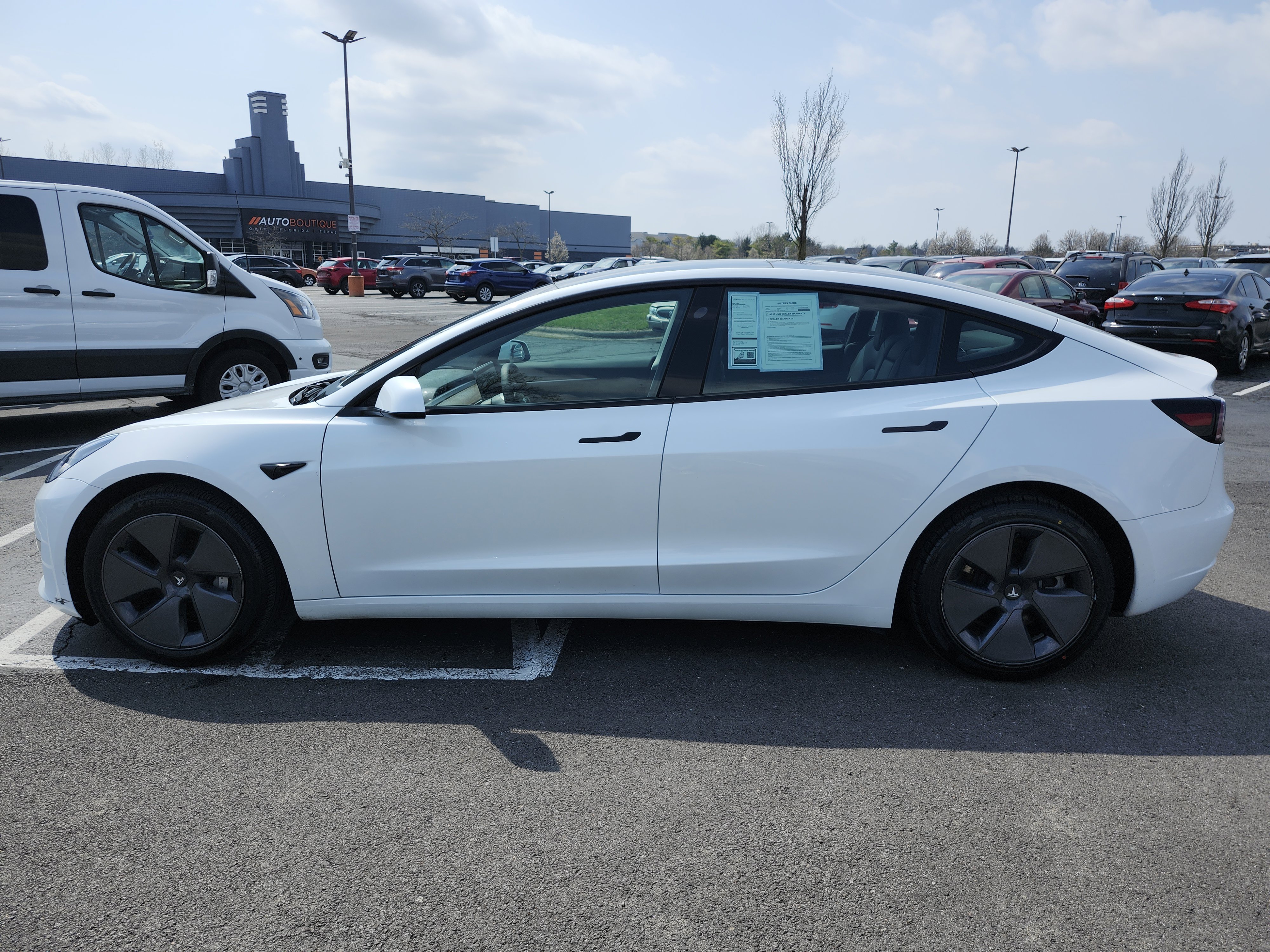 Used 2023 Tesla Model 3 Standard Range image 14