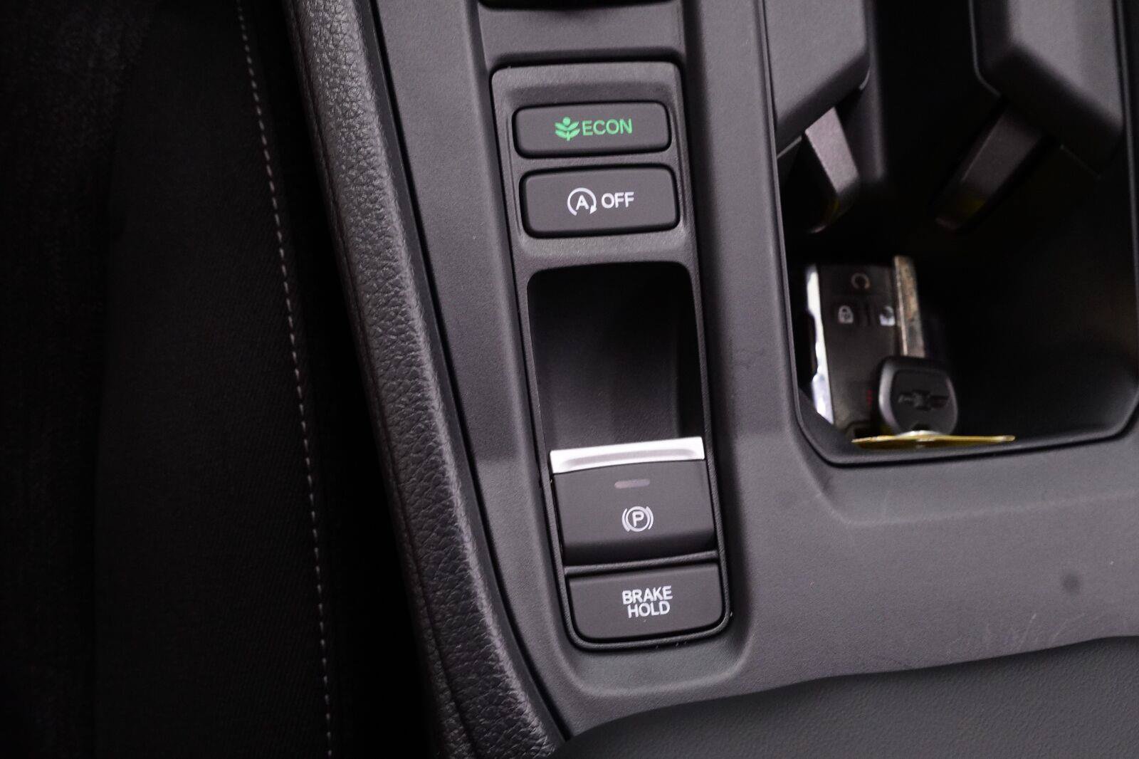 Used 2026 Honda Accord SE image 18