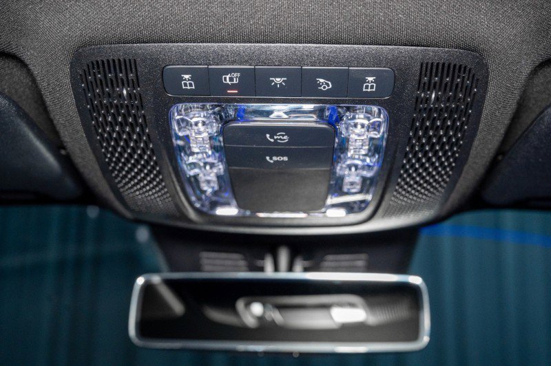 New 2025 Mercedes-Benz GLB 250 image 27