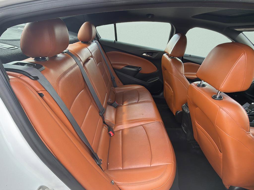 Used 2017 Chevrolet Cruze Premier image 12