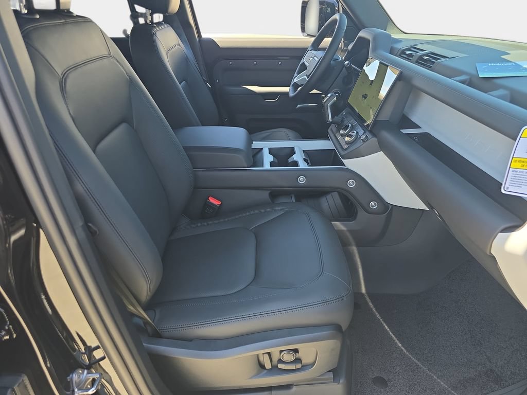 New 2026 Land Rover Defender 110 S AWD/4WD image 10