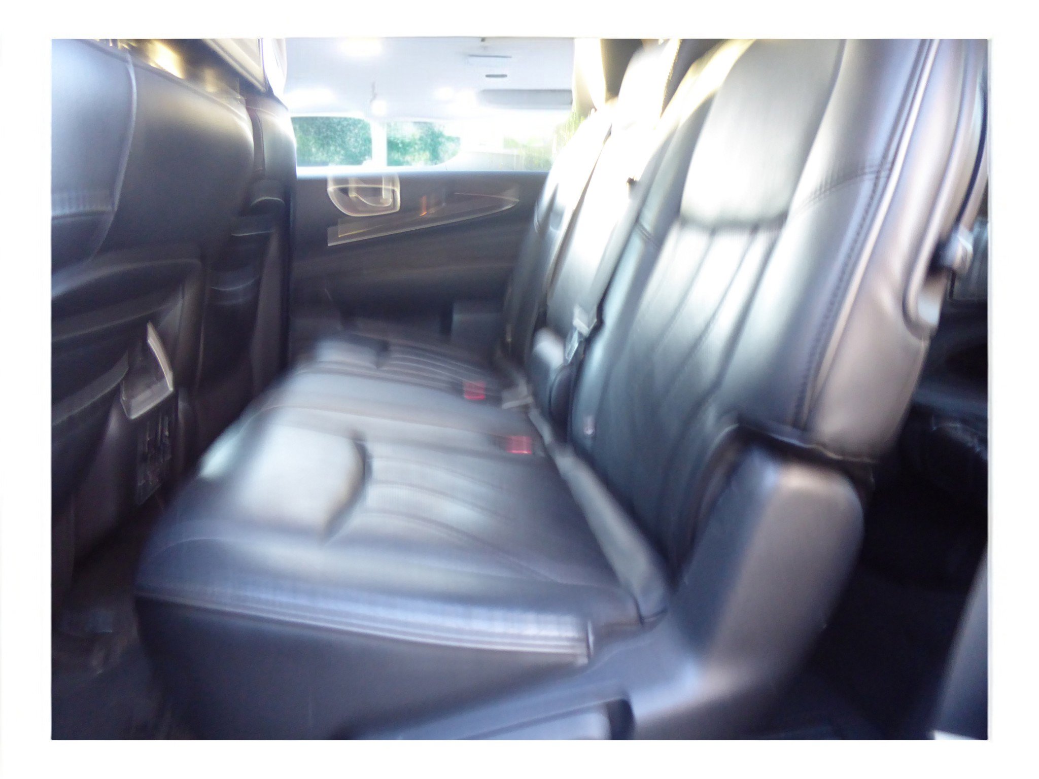 Used 2015 INFINITI QX60 AWD w/ Deluxe Touring Package image 16