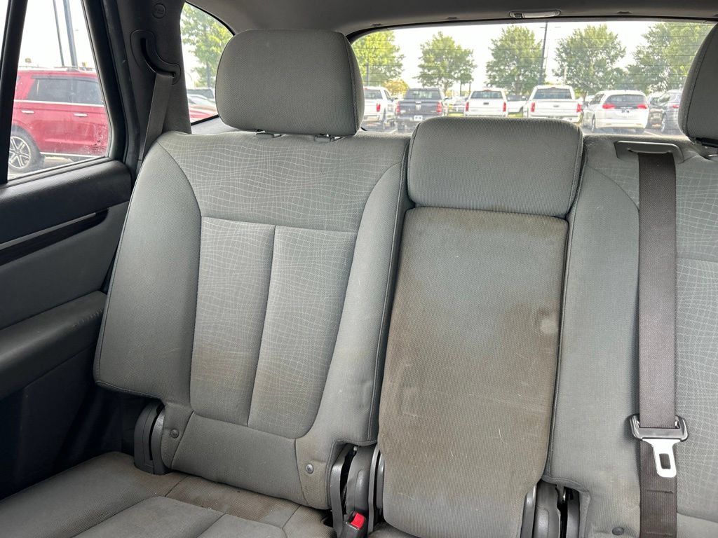 Used 2011 Hyundai Santa Fe GLS FWD image 20
