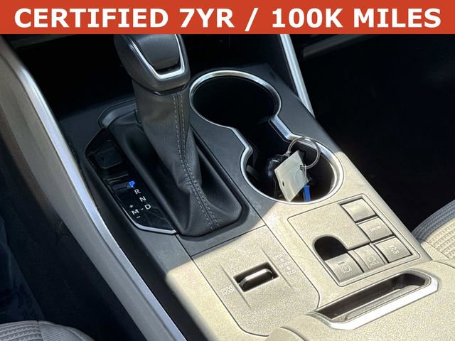 Used 2024 Toyota Highlander LE FWD image 22
