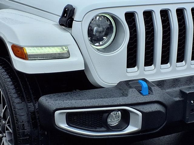 Used 2023 Jeep Wrangler Unlimited Sahara w/ Cold Weather Group AWD/4WD image 27