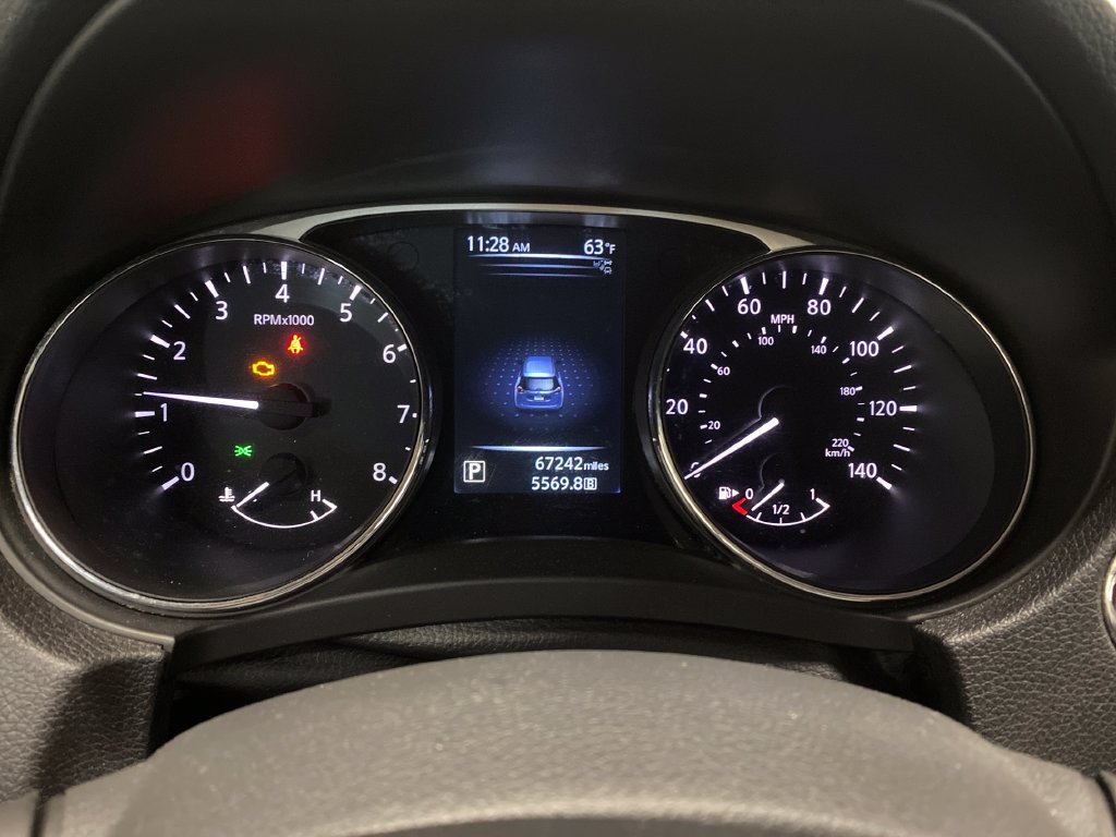 Used 2016 Nissan Rogue SV w/ SV Premium Package AWD/4WD image 19