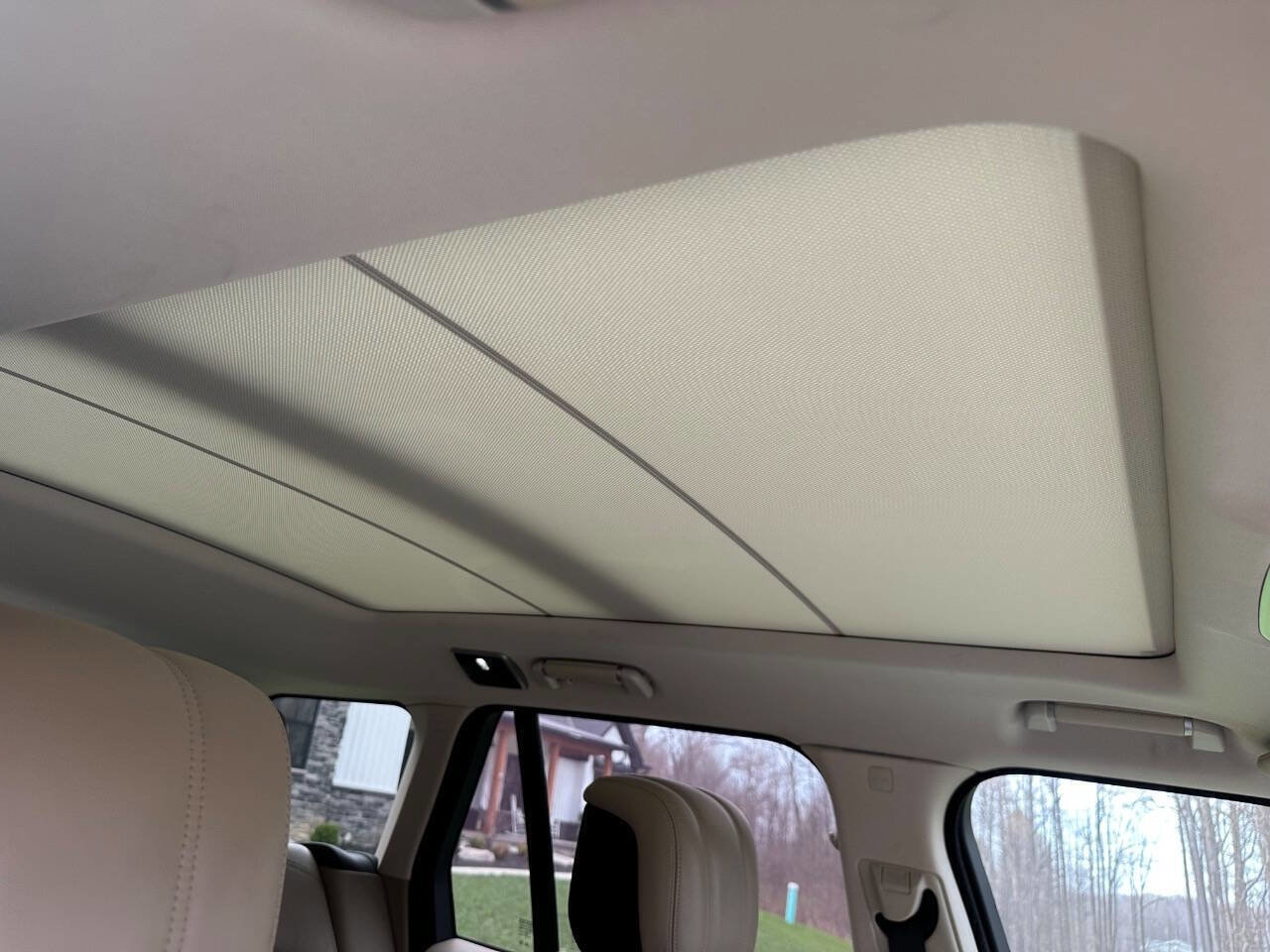 Used 2019 Land Rover Range Rover HSE AWD/4WD image 12