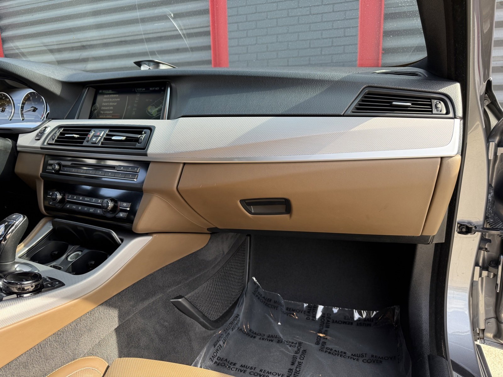 Used 2014 BMW 550i xDrive Sedan image 18