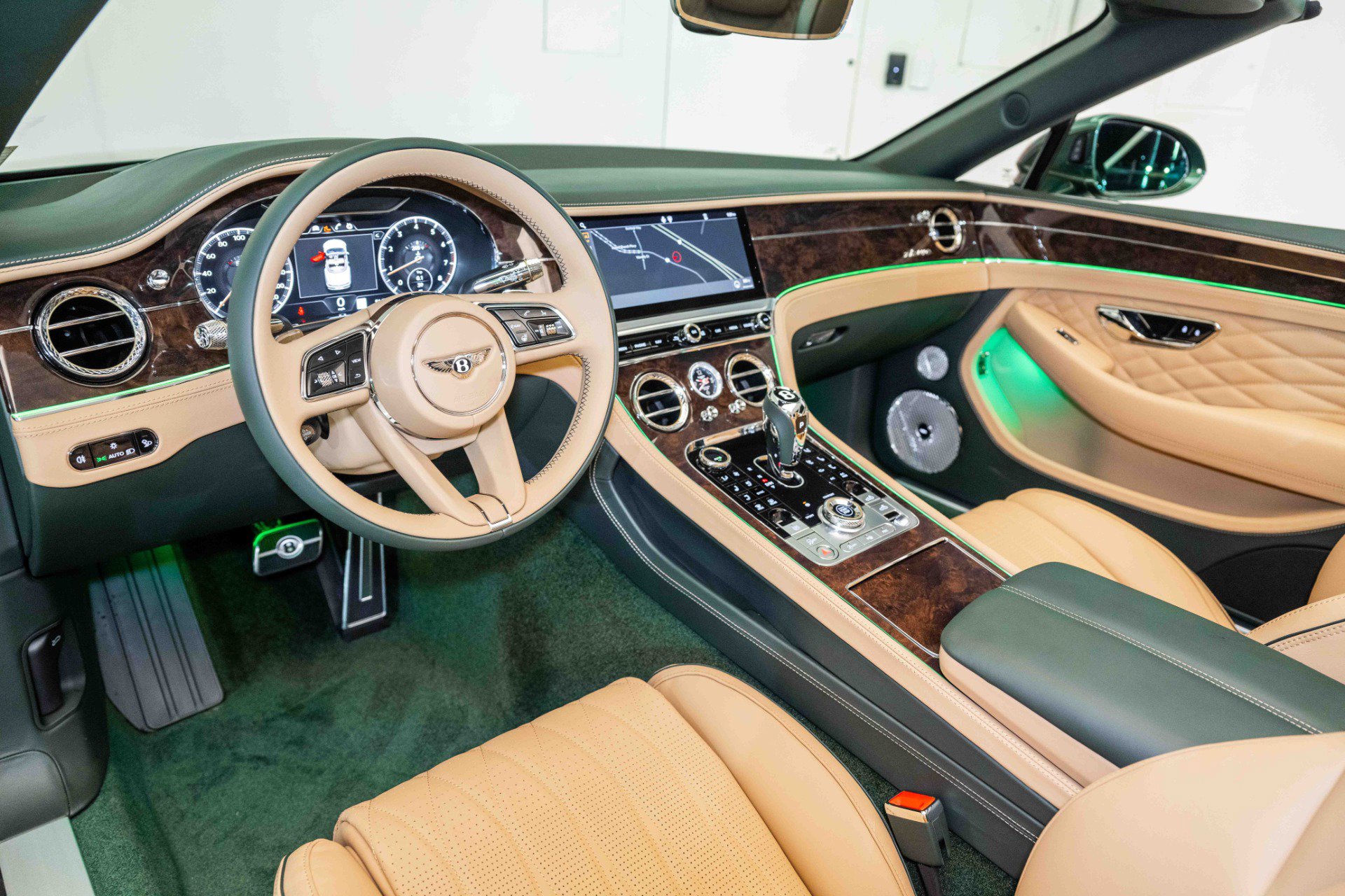 Used 2024 Bentley Continental GT V8 AWD/4WD image 15