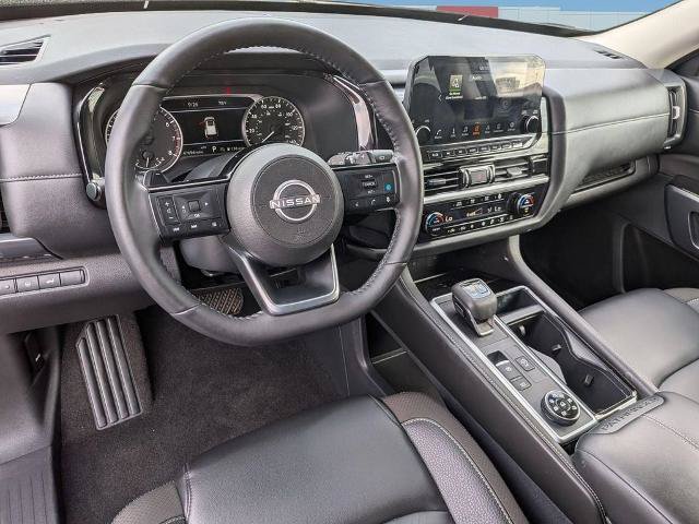 Certified 2025 Nissan Pathfinder SL AWD/4WD image 12