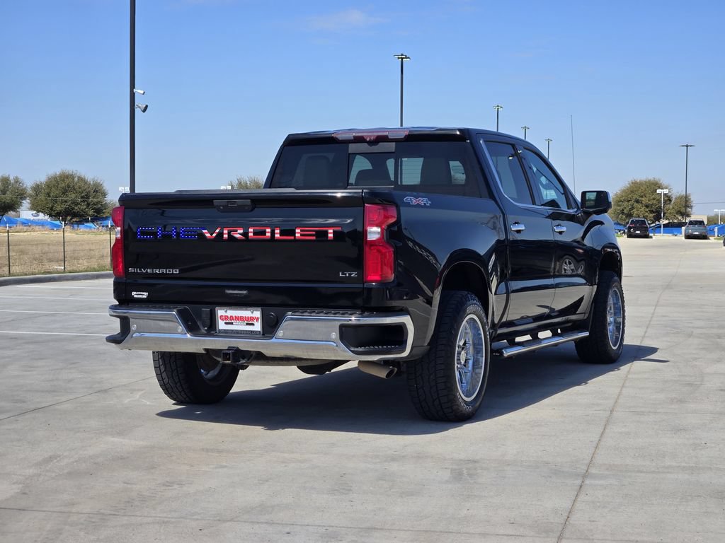 Used 2020 Chevrolet Silverado 1500 LTZ w/ LTZ Premium Package AWD/4WD image 6