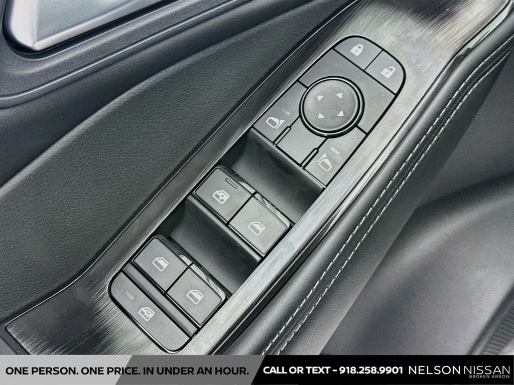 New 2026 Nissan Rogue Dark Armor FWD image 17