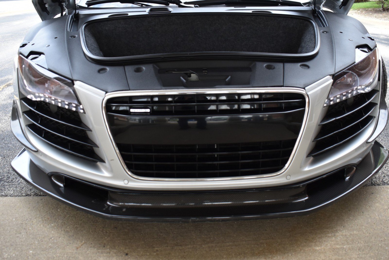 Used 2009 Audi R8 V8 w/ Premium Pkg AWD/4WD image 41