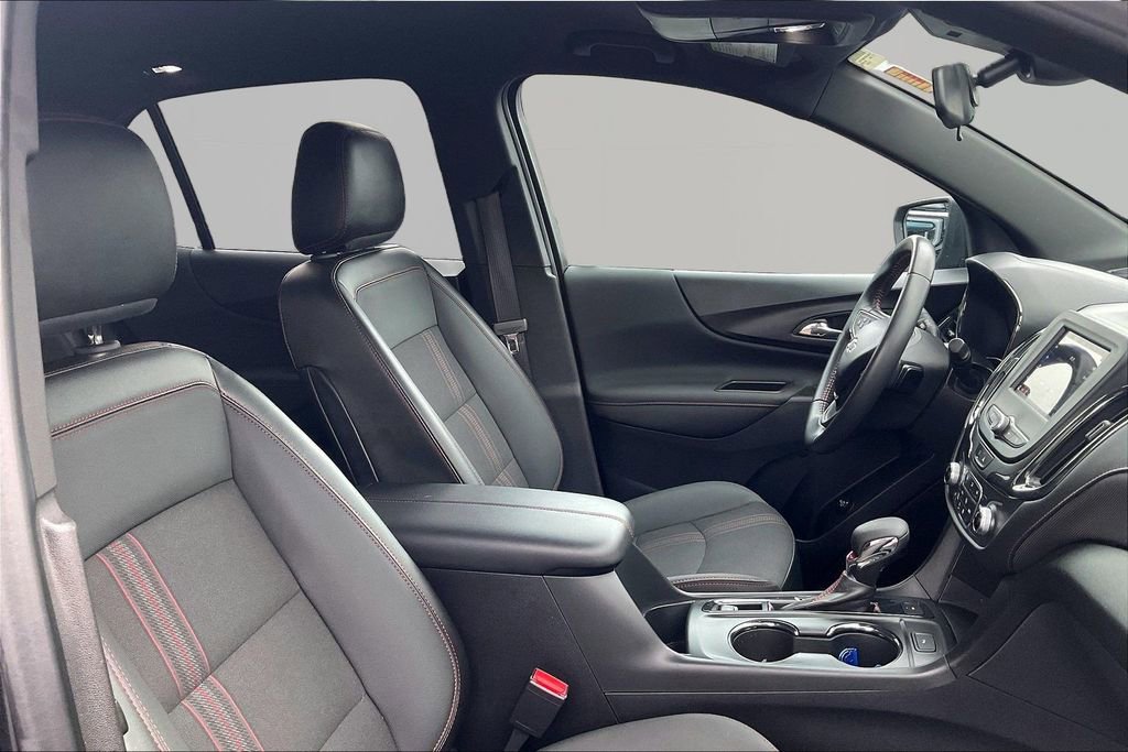 Used 2022 Chevrolet Equinox RS w/ LPO, Floor Liner Package image 31