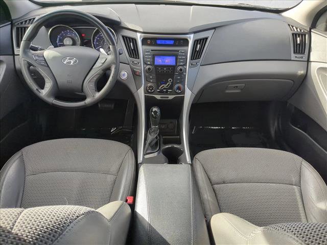 Used 2012 Hyundai Sonata SE image 18