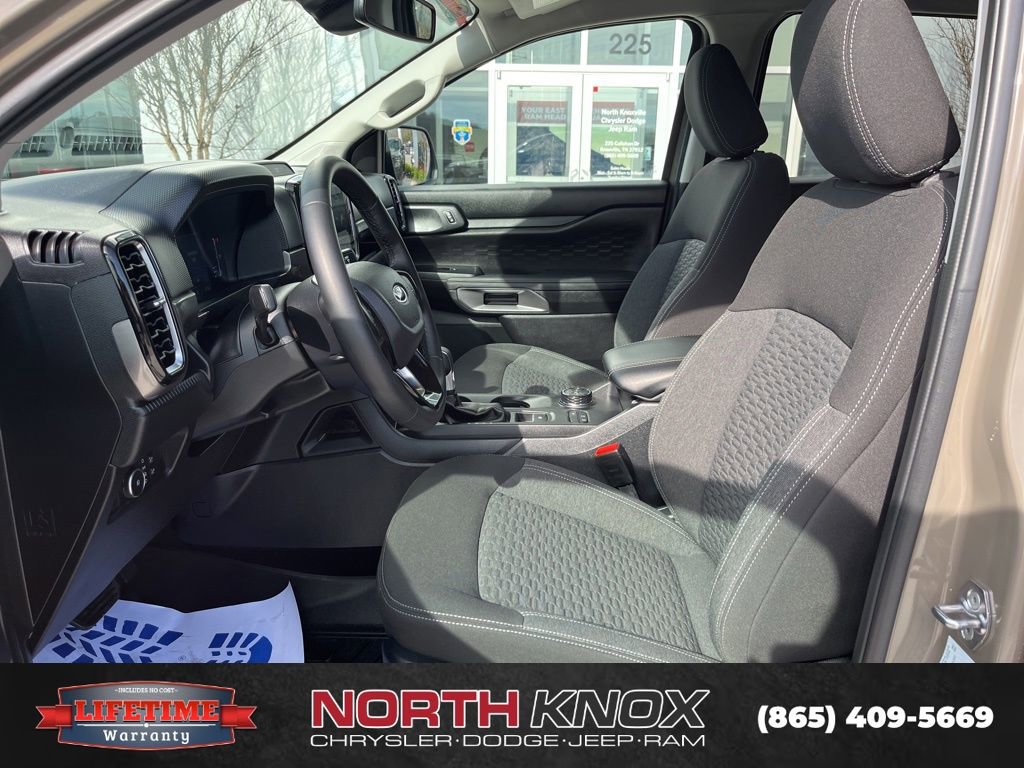 Used 2025 Ford Ranger XLT w/ Advanced Towing Package image 3