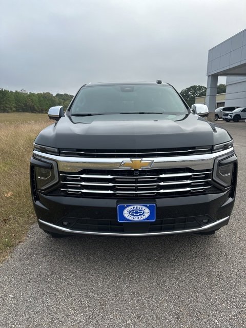New 2026 Chevrolet Suburban Premier image 7