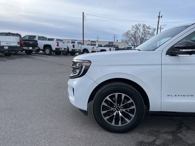 Used 2025 Ford Expedition Max Platinum image 4