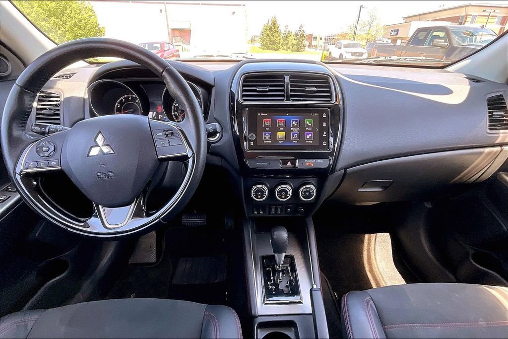 Used 2019 Mitsubishi Outlander Sport GT image 14