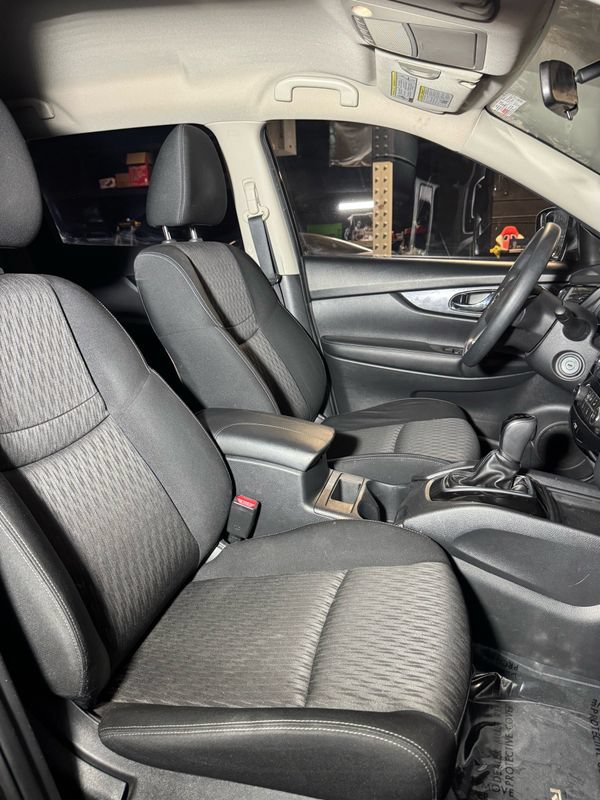 Used 2017 Nissan Rogue S AWD/4WD image 13
