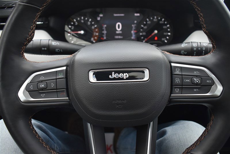 Used 2022 Jeep Compass Limited w/ Sun and Sound Group image 15