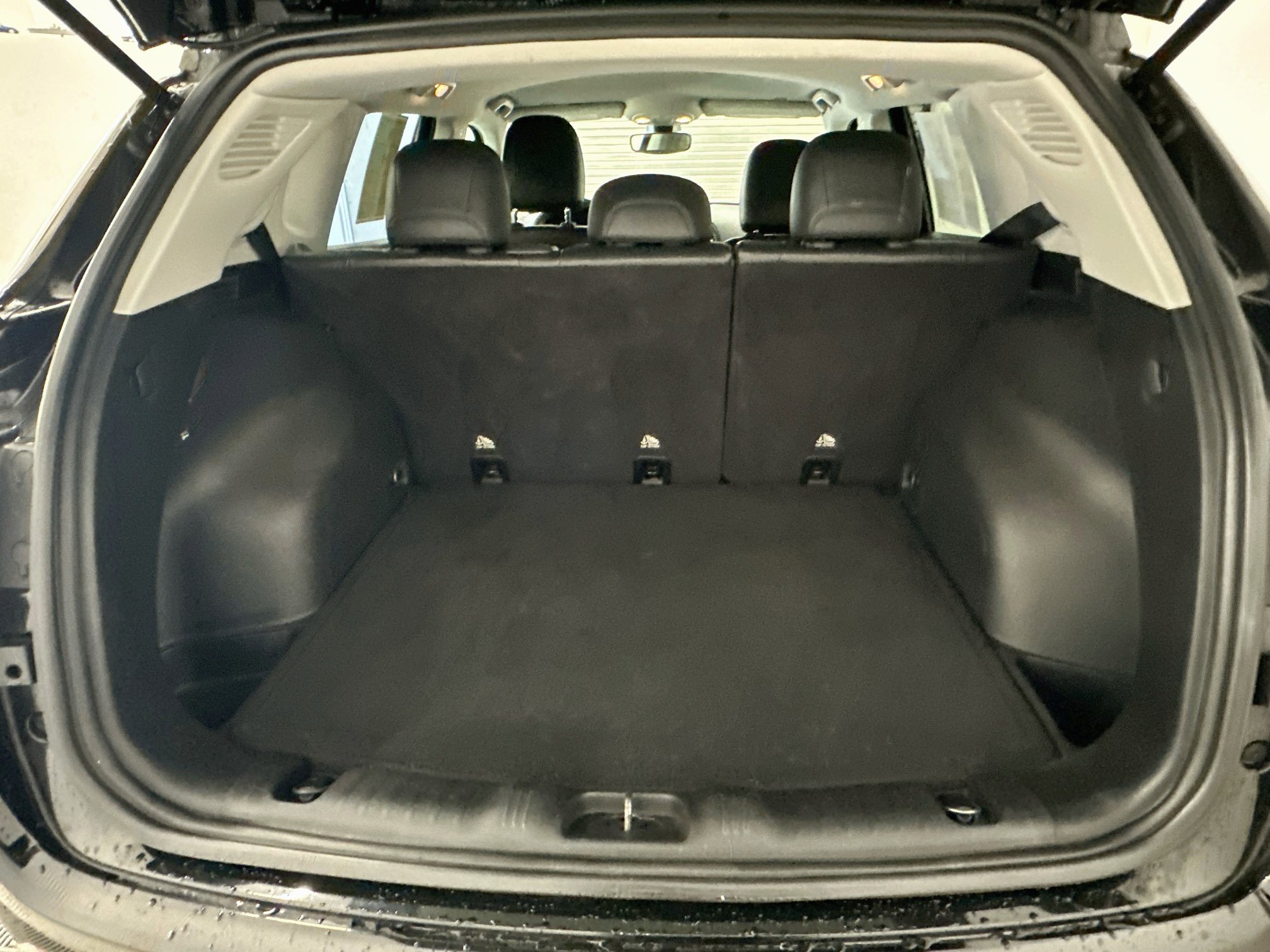 Used 2019 Jeep Compass Limited AWD/4WD image 30