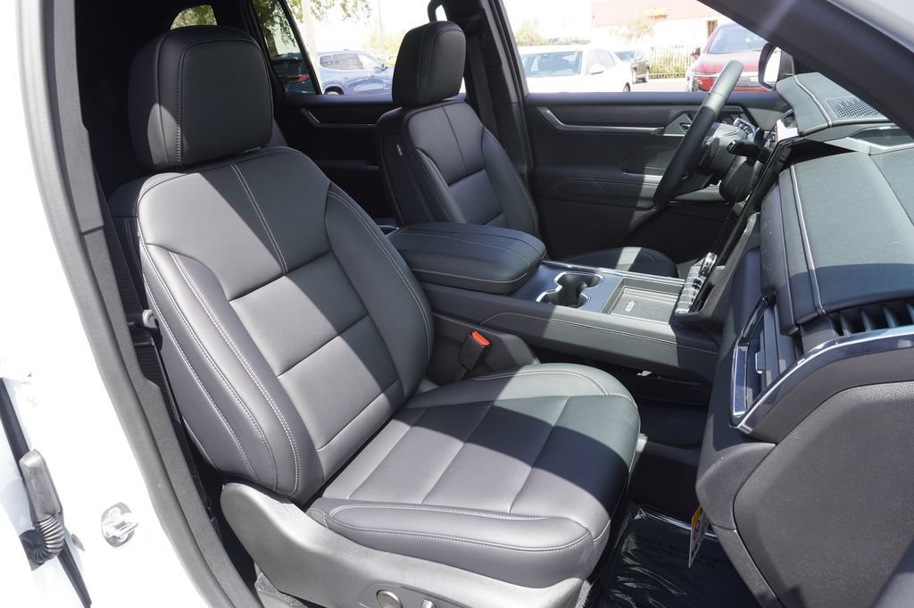 New 2027 GMC Acadia Elevation w/ Super Cruise Package FWD image 15