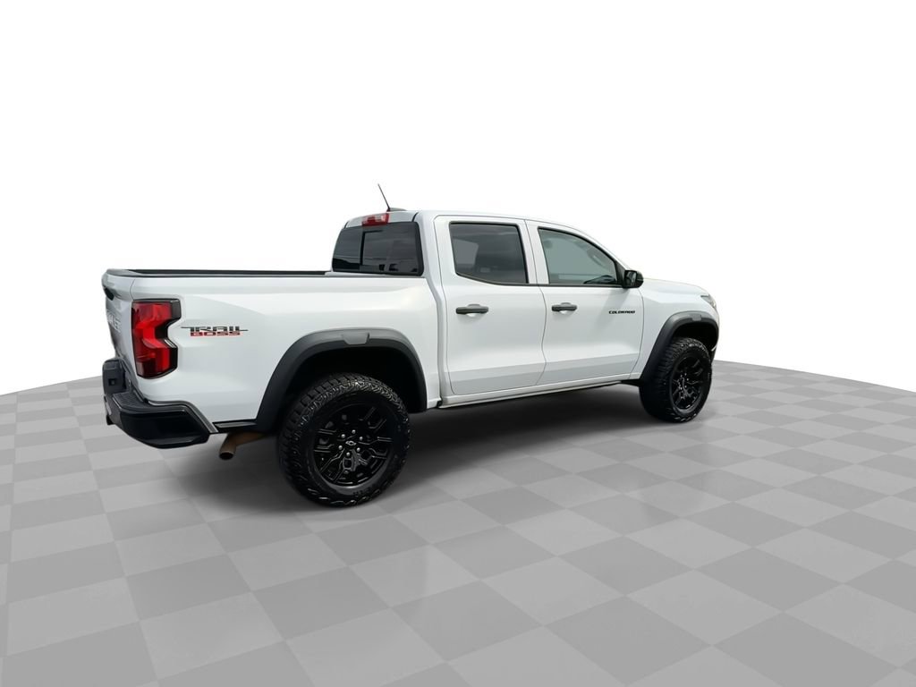 Certified 2023 Chevrolet Colorado Trail Boss w/ Advanced Trailering Package AWD/4WD image 8