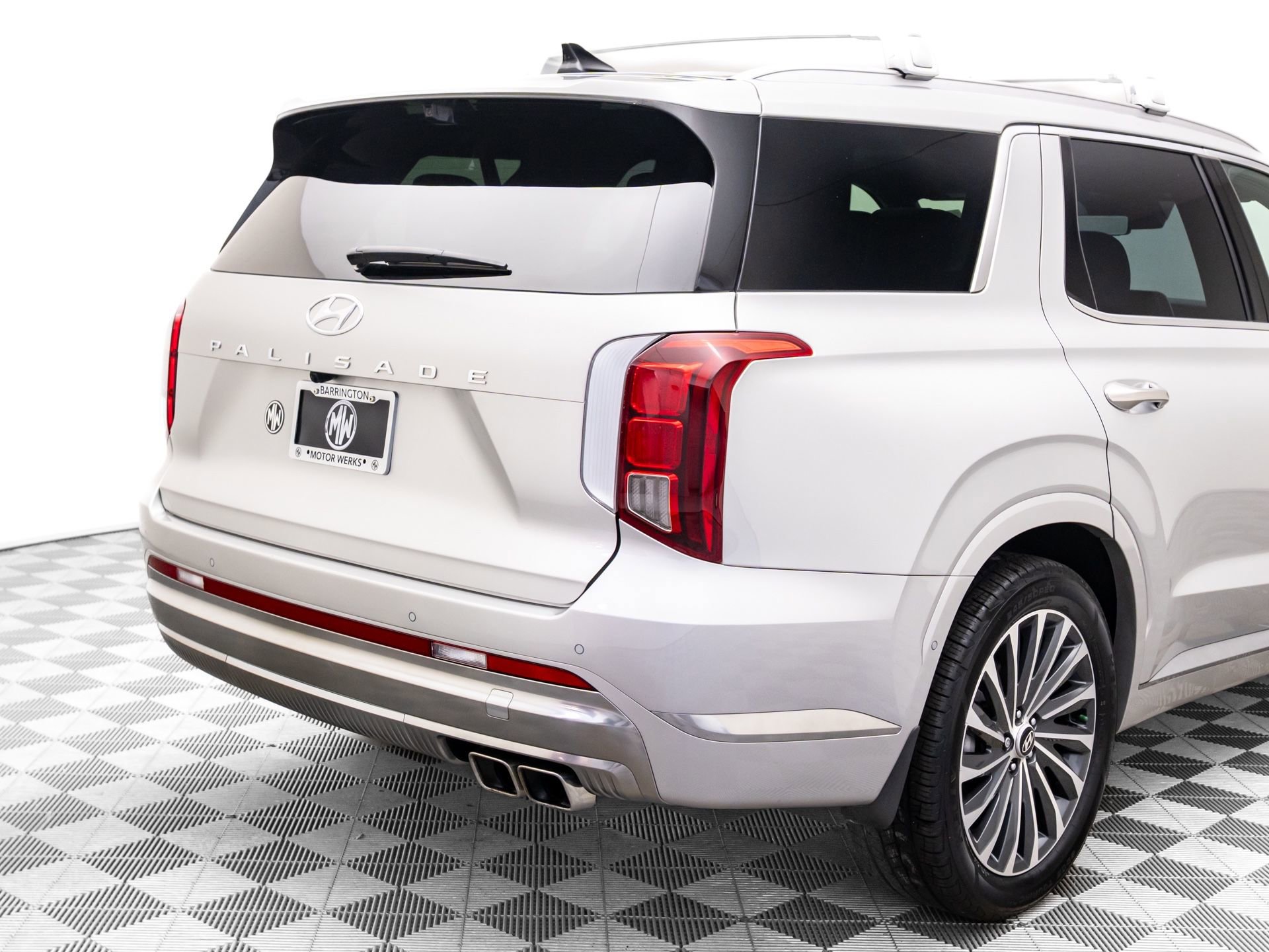 Used 2023 Hyundai Palisade Calligraphy image 36