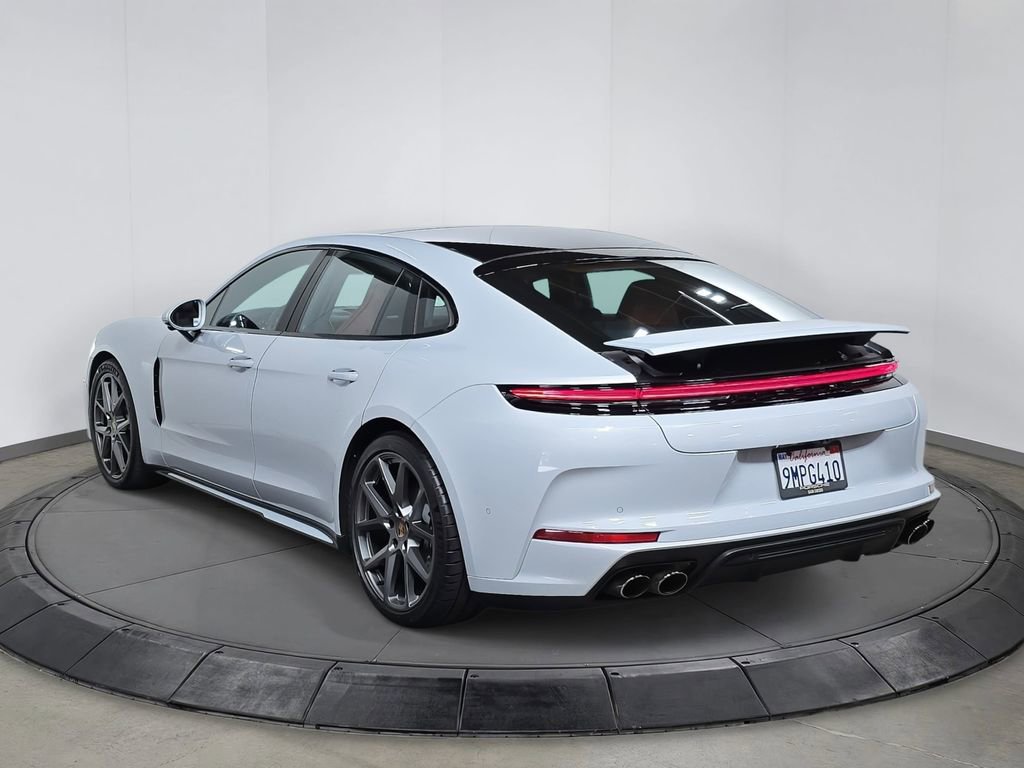 Certified 2024 Porsche Panamera image 3
