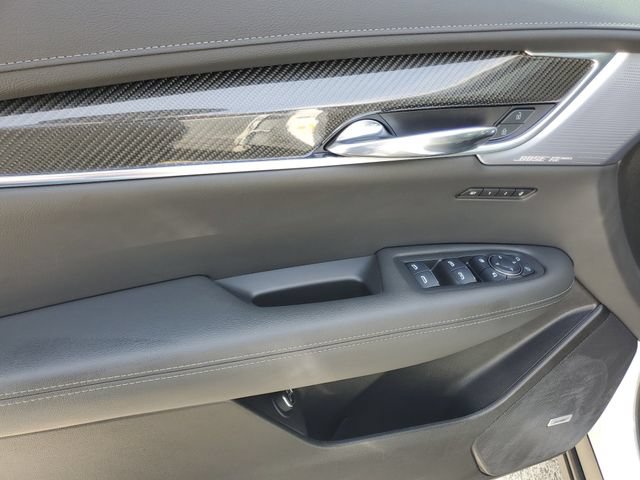 Used 2025 Cadillac XT6 Sport w/ Technology Package AWD/4WD image 20
