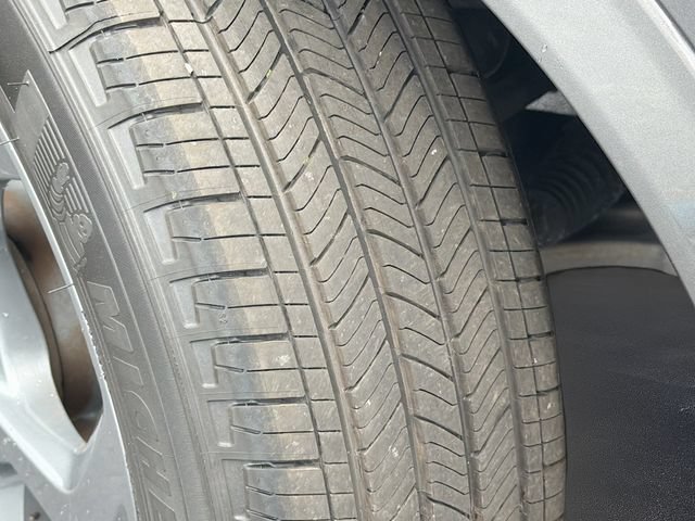 Used 2023 Ford Escape ST-Line w/ Tech Pack #1 FWD image 32