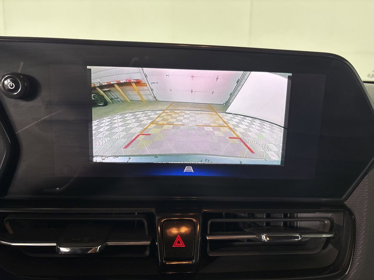 Used 2025 Chevrolet TrailBlazer RS FWD image 15