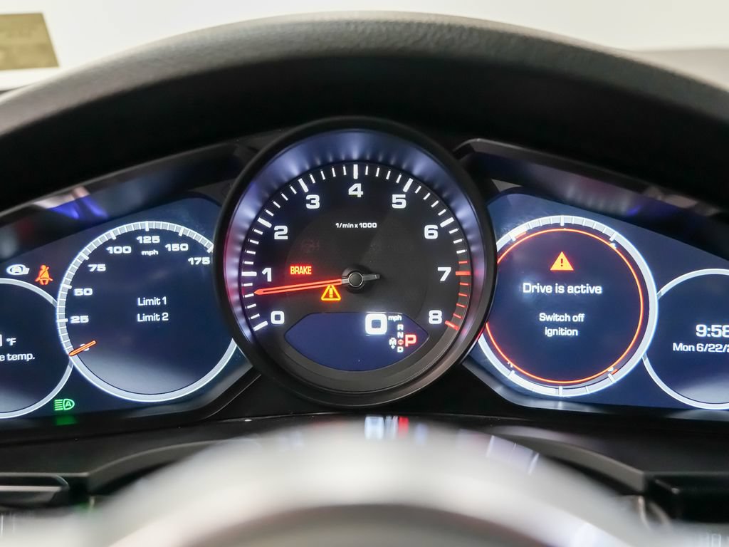 Certified 2021 Porsche Cayenne Coupe AWD/4WD image 26