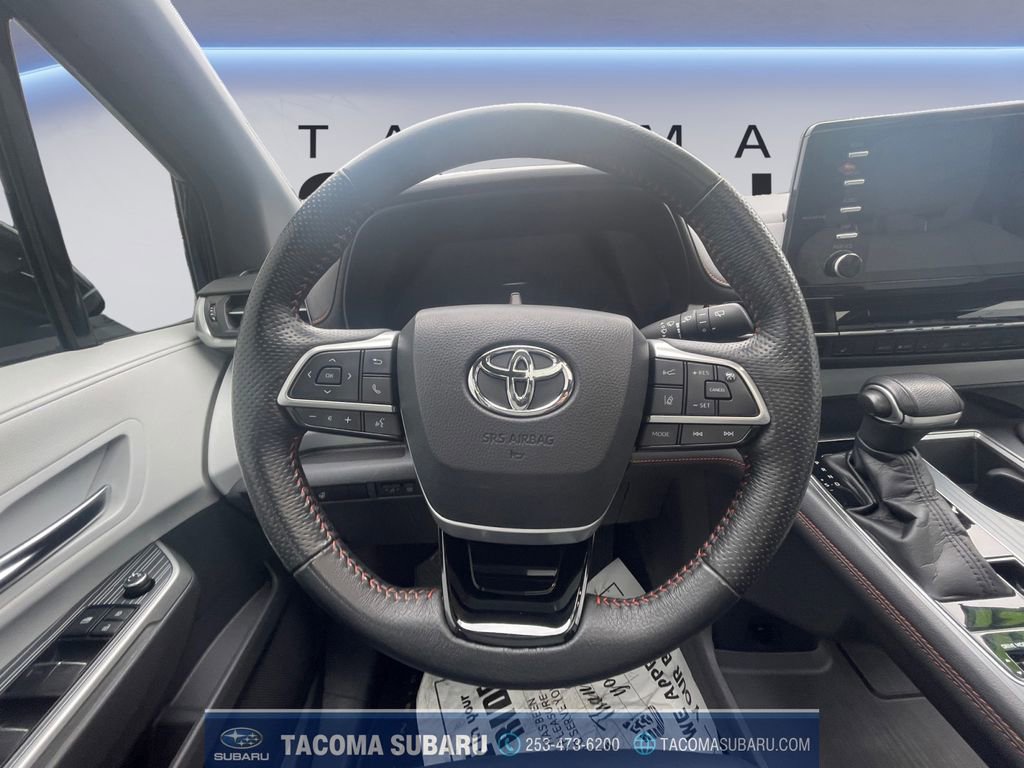 Used 2021 Toyota Sienna XSE image 13